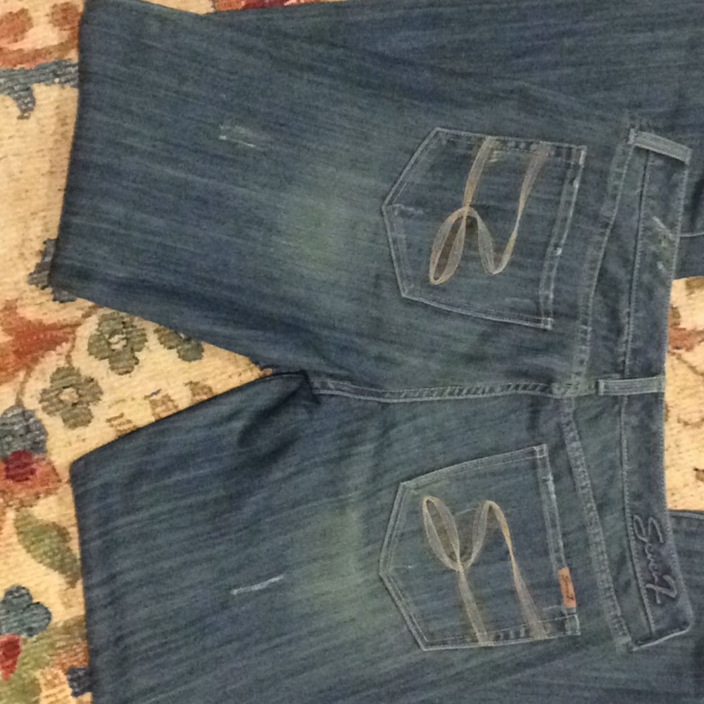 Jeans - Picture 3 of 4